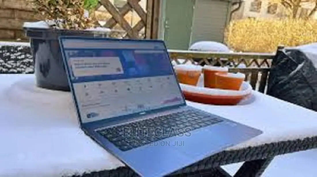 New Laptop Asus 8GB Intel Core I7 1T