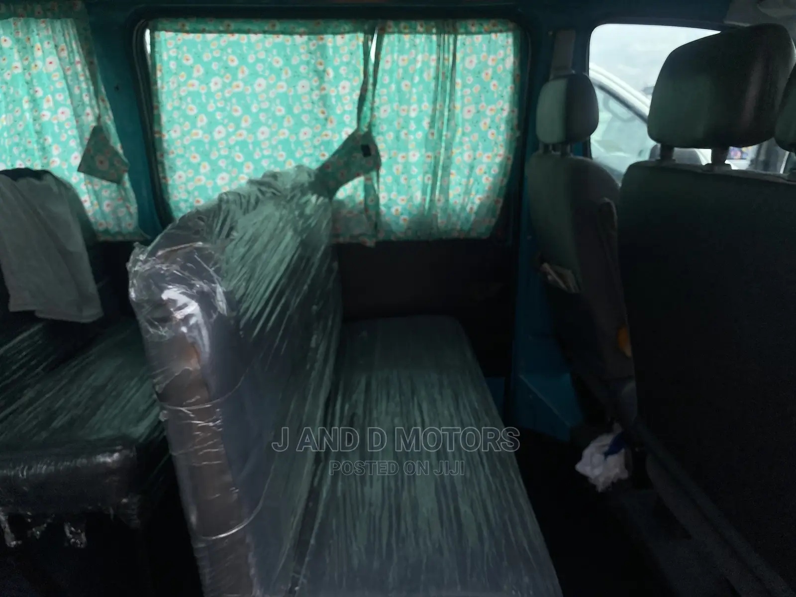 Toyota HiAce 2003 Blue