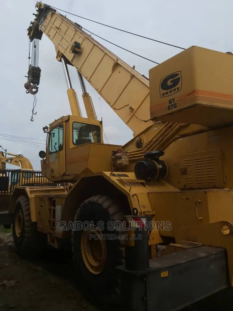 75 Tons Grove Crane for Hire