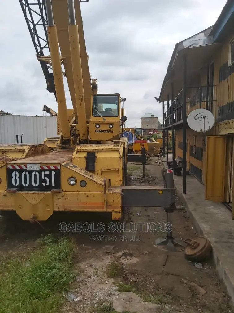 75 Tons Grove Crane for Hire
