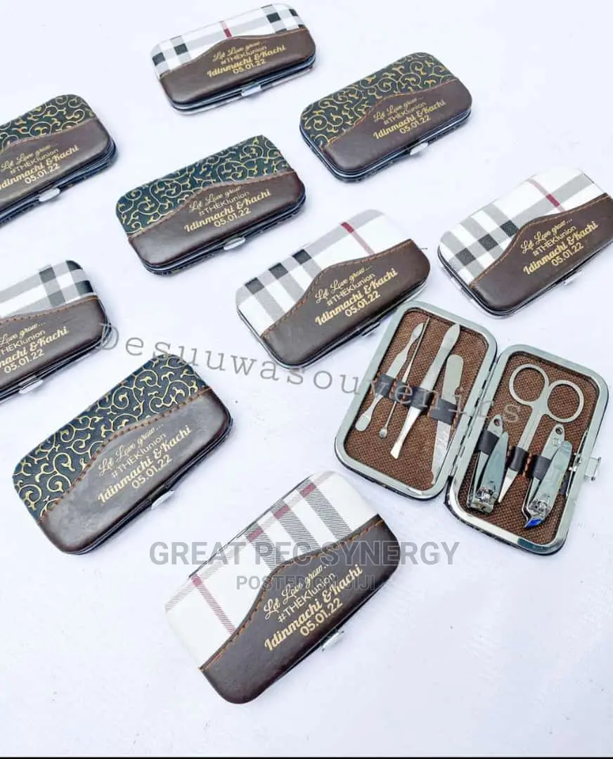 Manicure Set - Wallet