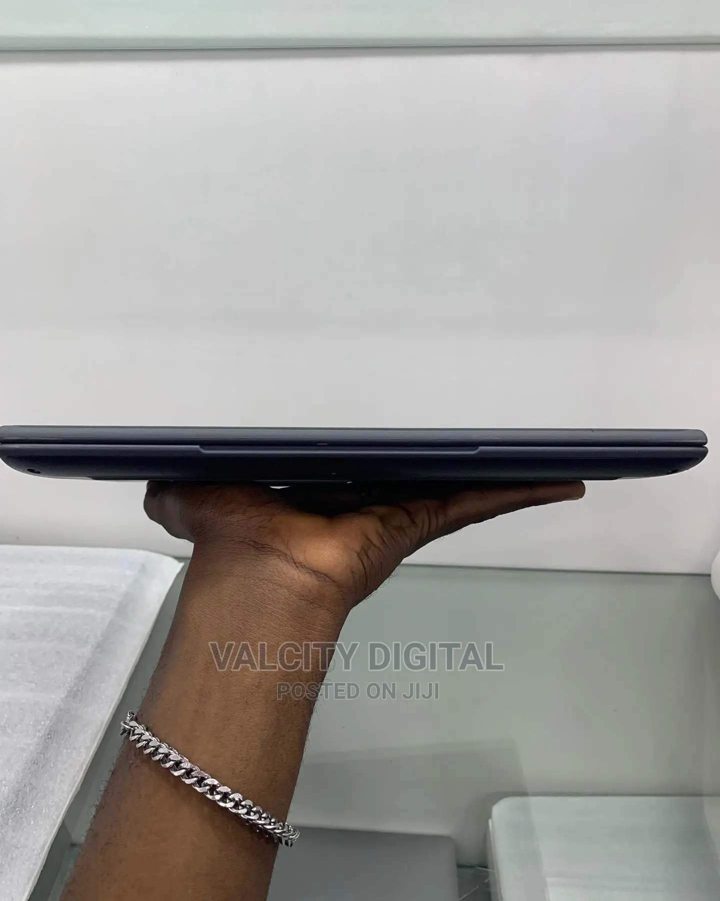 Laptop Lenovo 100e 4GB Intel SSD 60GB