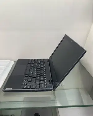 Laptop Lenovo 100e 4GB Intel SSD 60GB