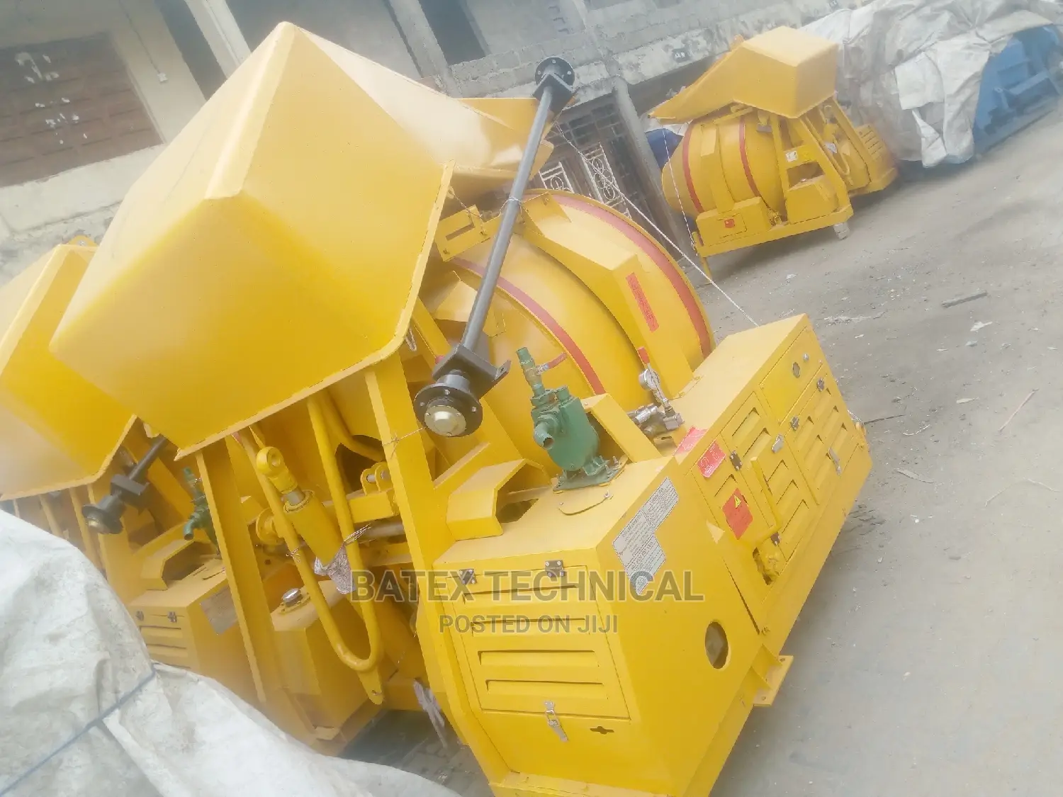 Concrete Self Loader 560litre