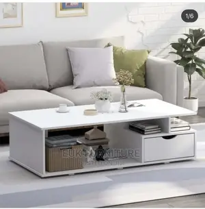 Beautiful Center Table ( Exactly as Seen)