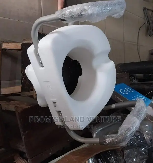 Toilet Riser With Handle