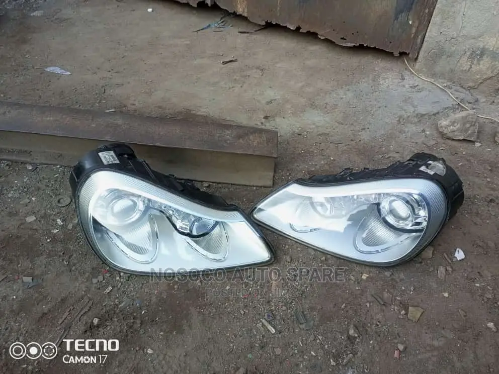 Head Light Porsche Cayenne 2008 2010