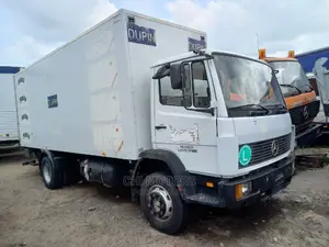 Mercedes Truck 1320 10tonnes