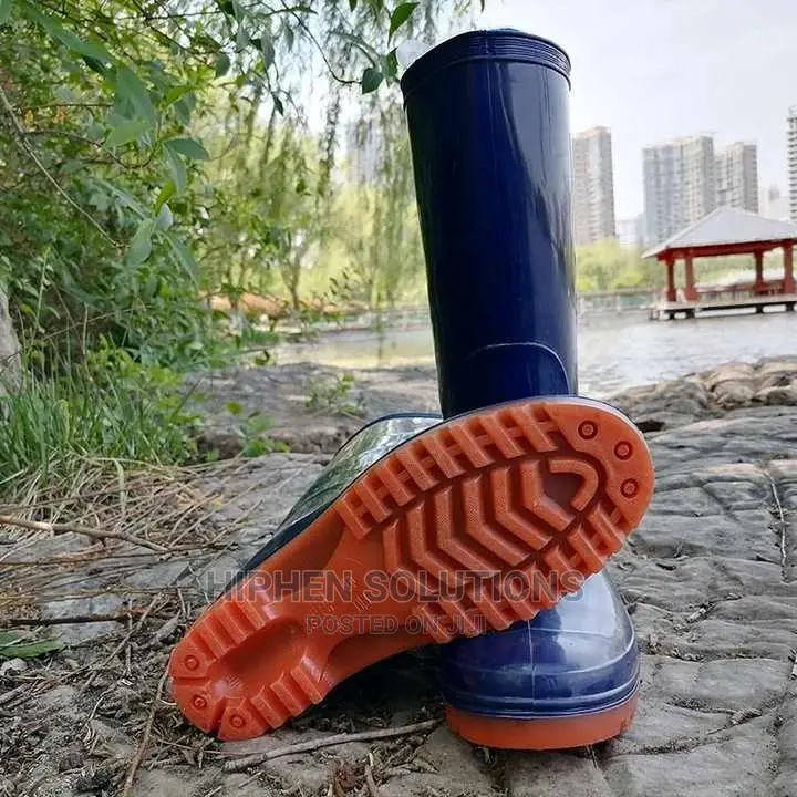 Flexible Durable Safety Raining Boots
