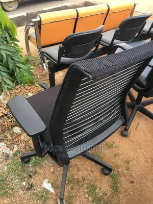 High Quality Executive Leather/Cotton Office Chair for Sale