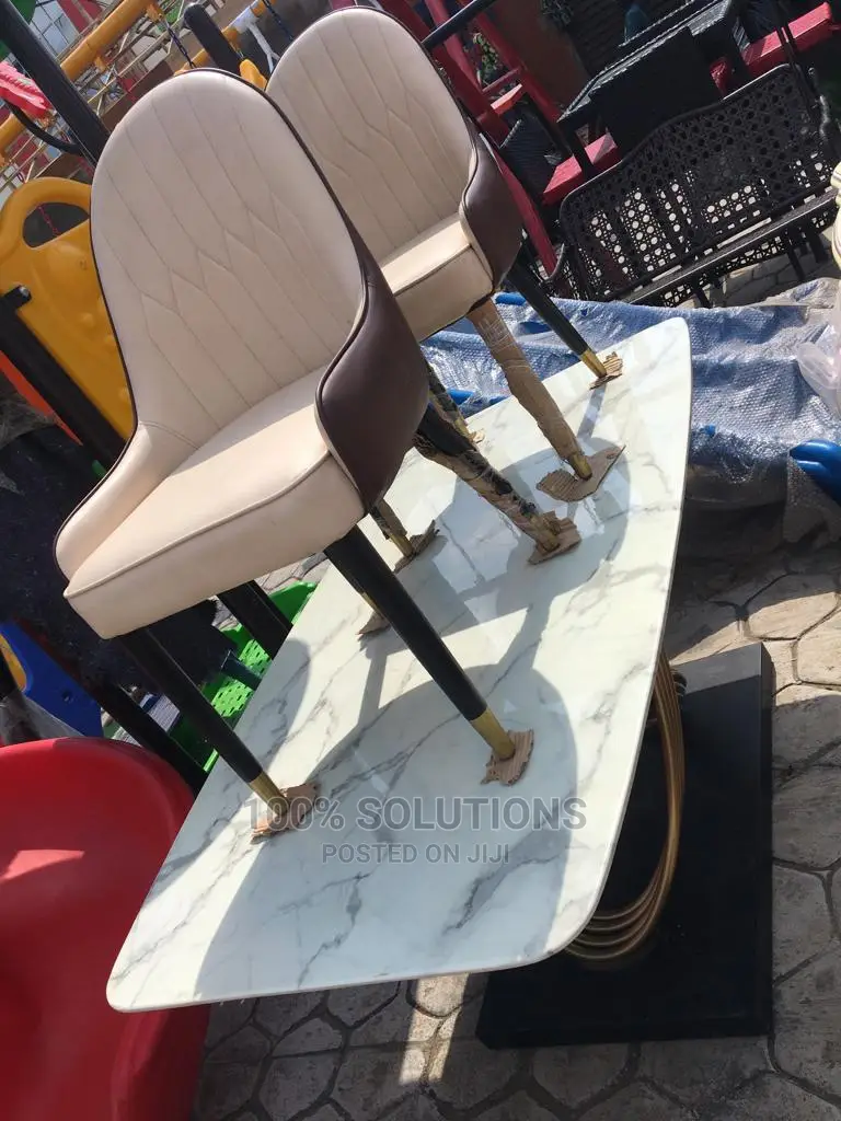 Complete Standard Royal Dinning Table Sets for Your Homes