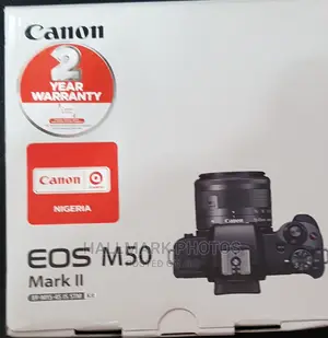 Canon EOS M50