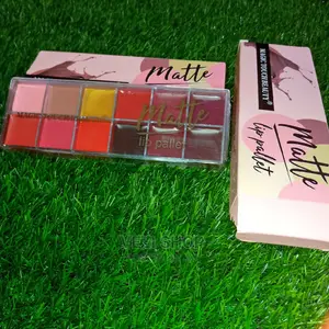 Magic Touch Beauty - Matte Lipstick Pallet 01 02