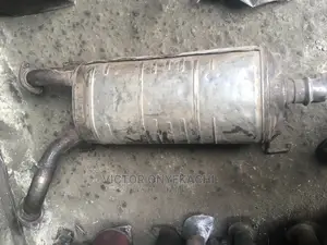Centre Exhaust Lexus LX 570 V8 Engine