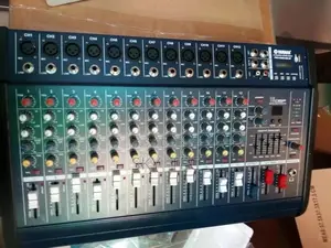 Original Yamaha 12-Channel Powered Mixer