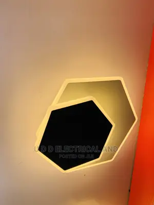 Dubai L E D Wall Bracket Light Very Bright and Quality