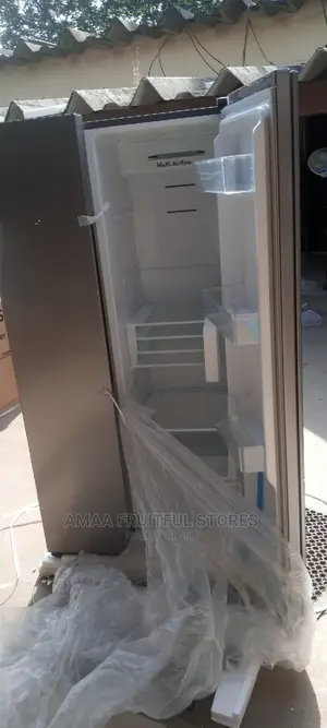 Hisense Side by Side Refrigerator