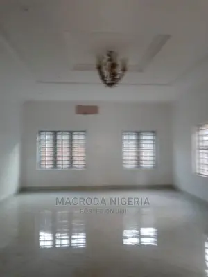 5bdrm Duplex in Adeniyi Jones for rent