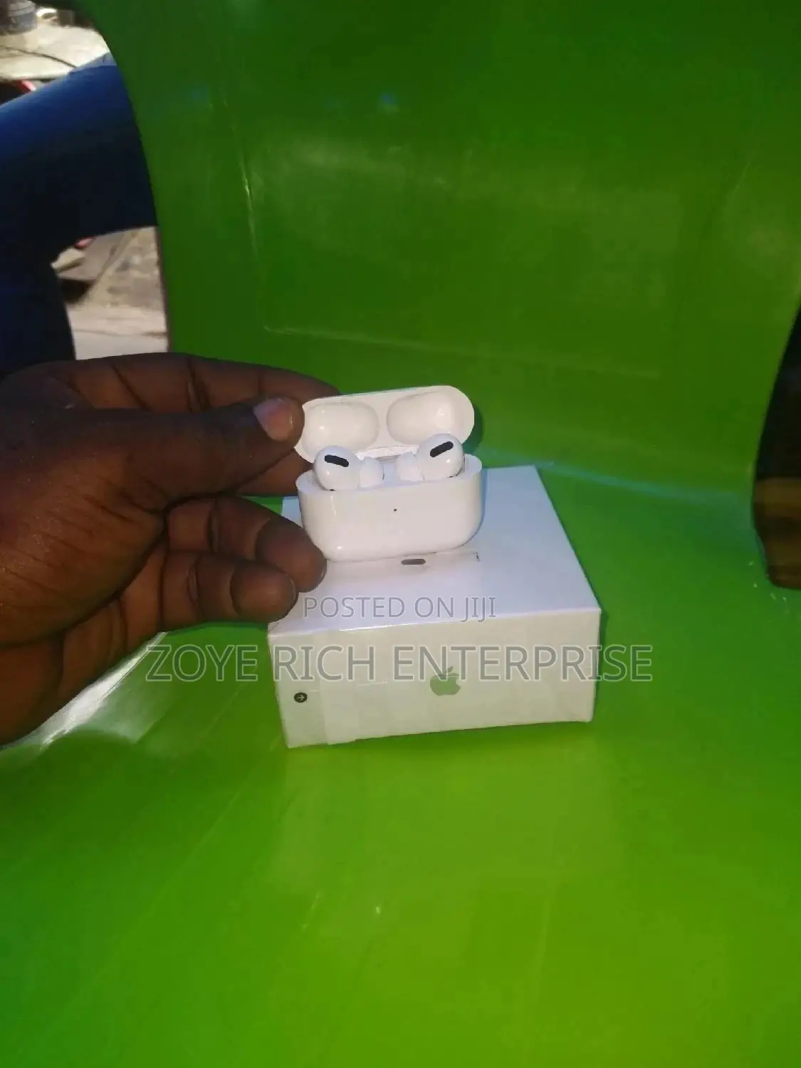 Original Apple Airpod Pro