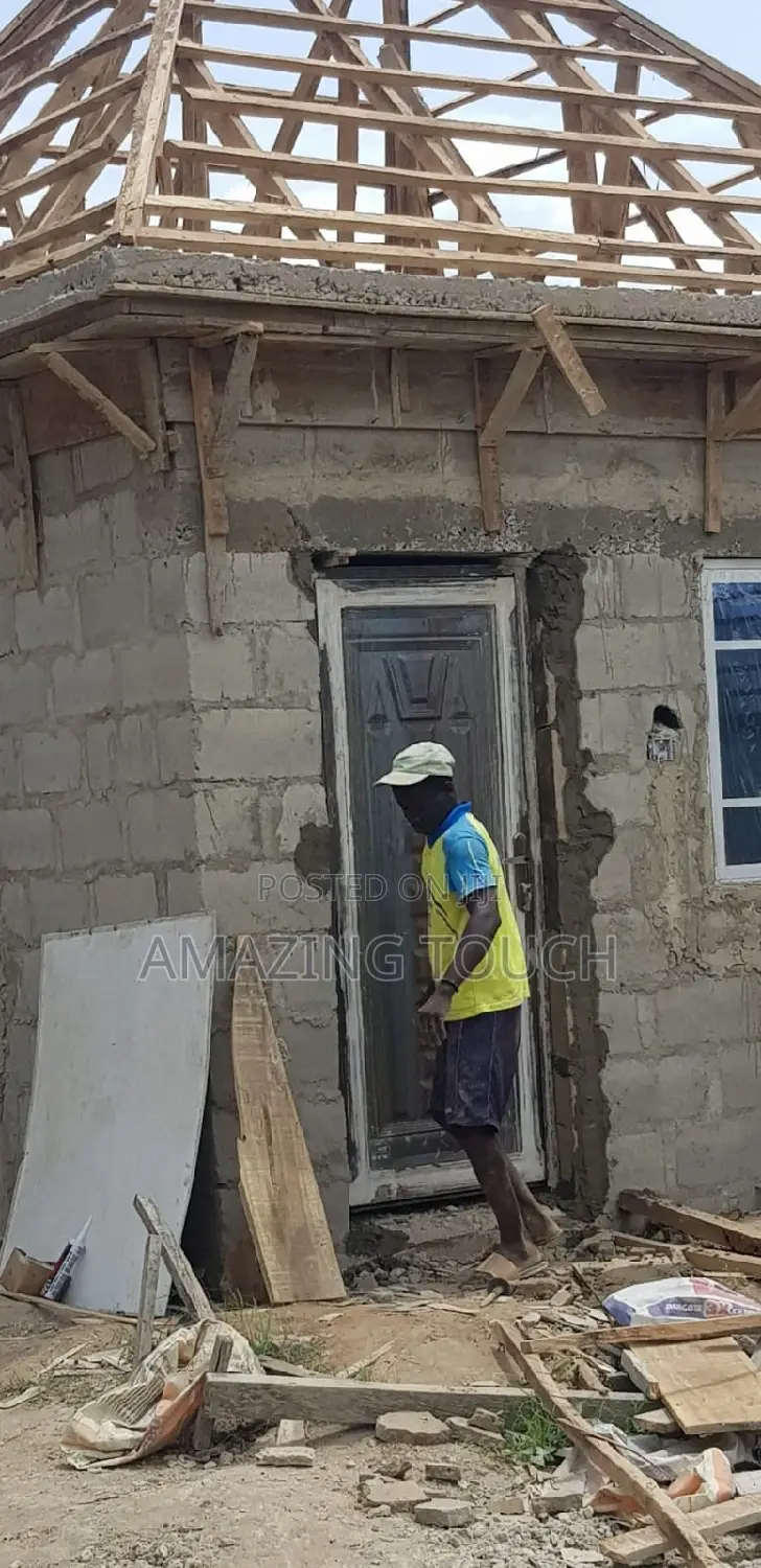 Contractor Building Engineer