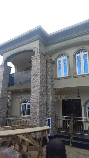 Contractor Building Engineer
