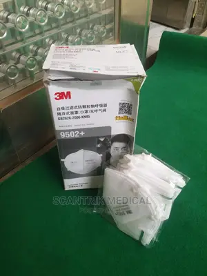 Portable 3M 9502+ 3 Ply Medical Earloop Face Masks