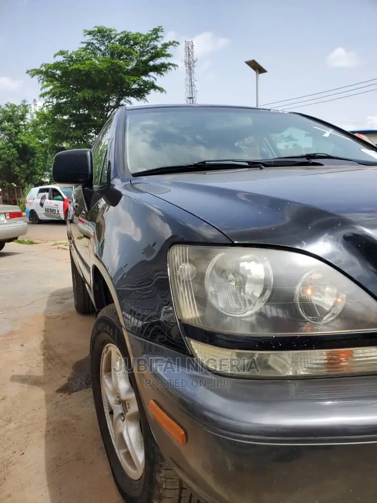 Lexus RX 300 4WD 2000 Black