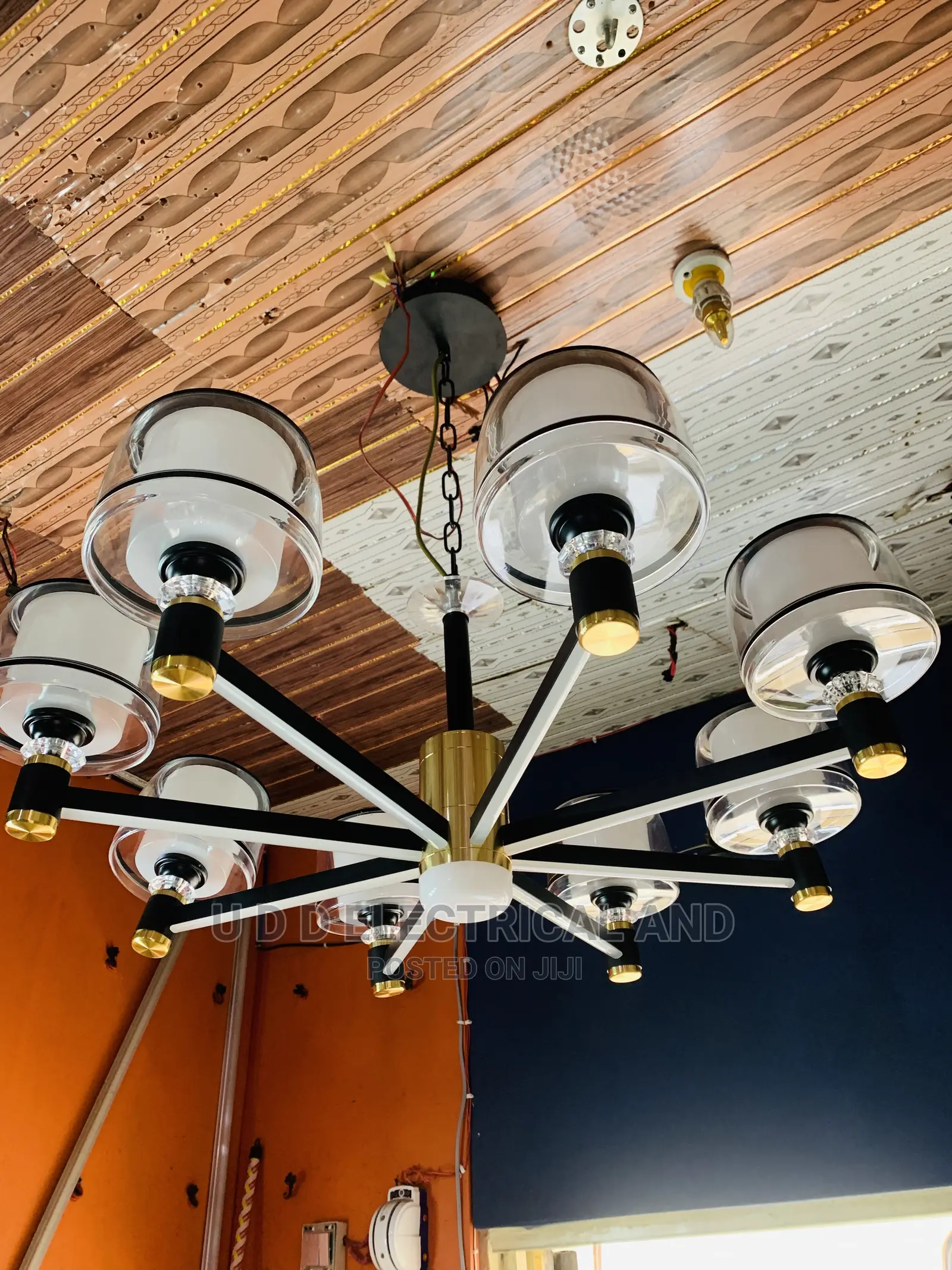 Magnificent Chandelier Light By8 3colors Led