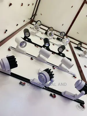 Magnificent Track Lights 3in1 Verybright and Quality
