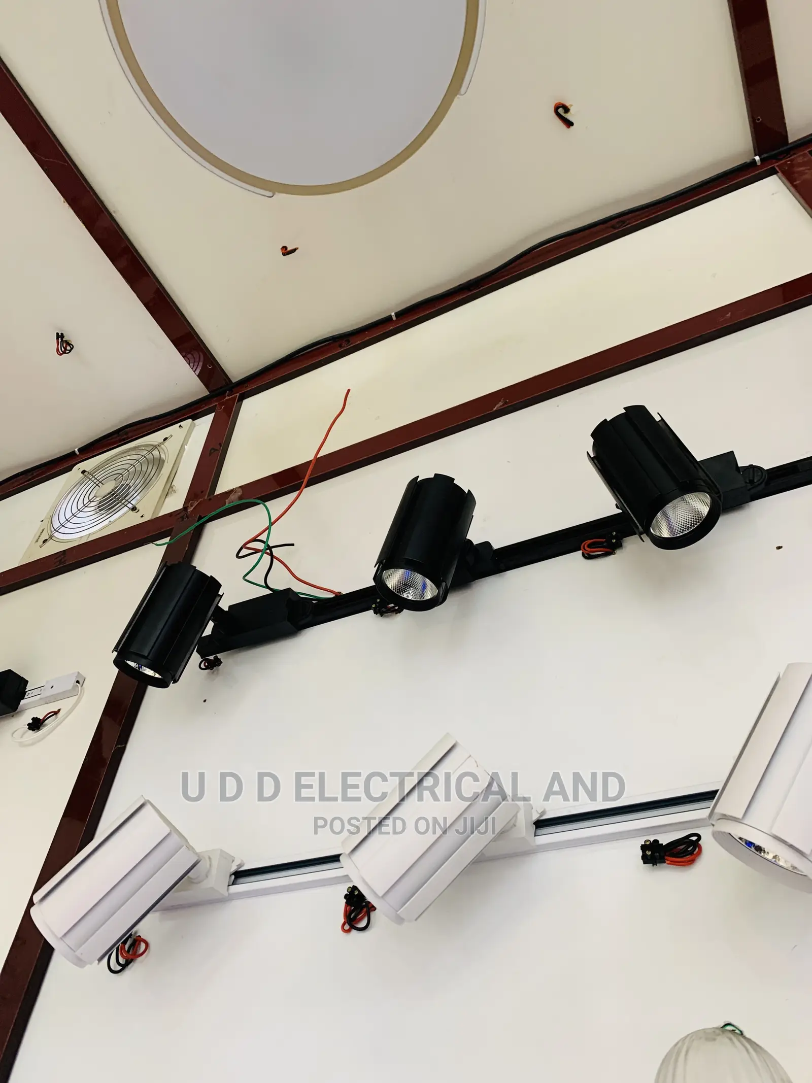 Magnificent Track Lights 3in1 Verybright and Quality