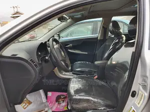 Toyota Corolla S 4dr Sedan (1.8L 4cyl 4A) 2013 Silver