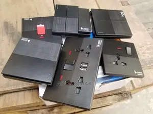 1 Gang Switch and 13amps Socket Black