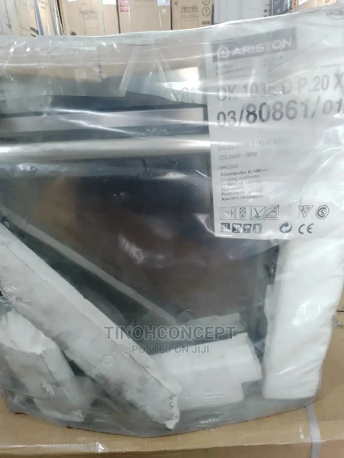 Ariston Oven