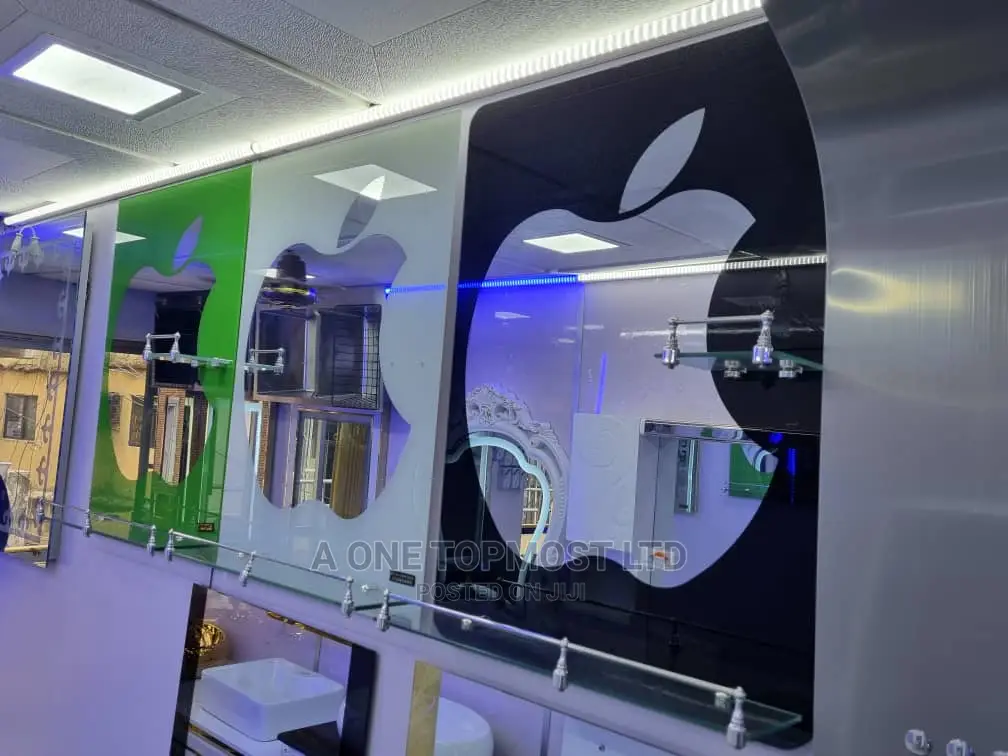 Apple Design Mirror