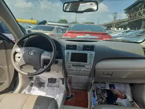 Toyota Camry 2010 Blue