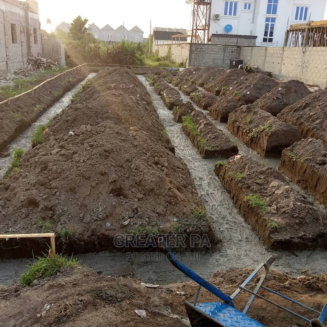 Building Contractor