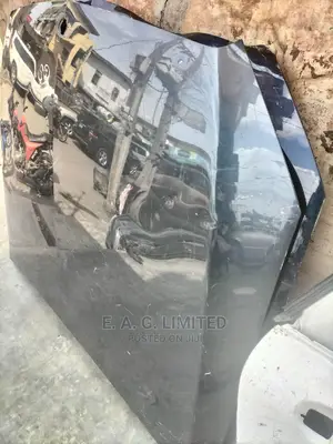 Mercedes Benz Bonnet/Hood