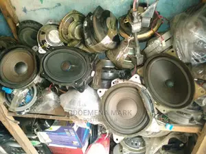 Car Speakers Available Now With Booth Woofer Speaker