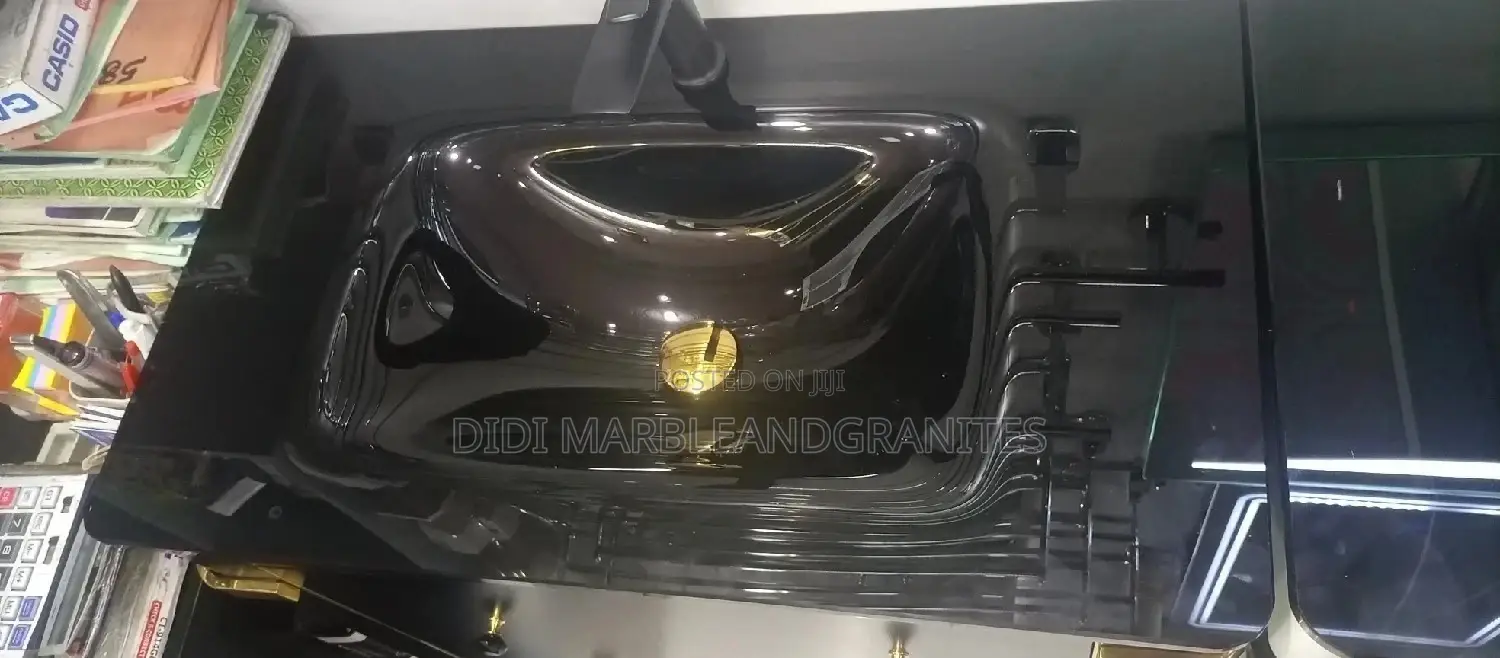 Cabinet Basin