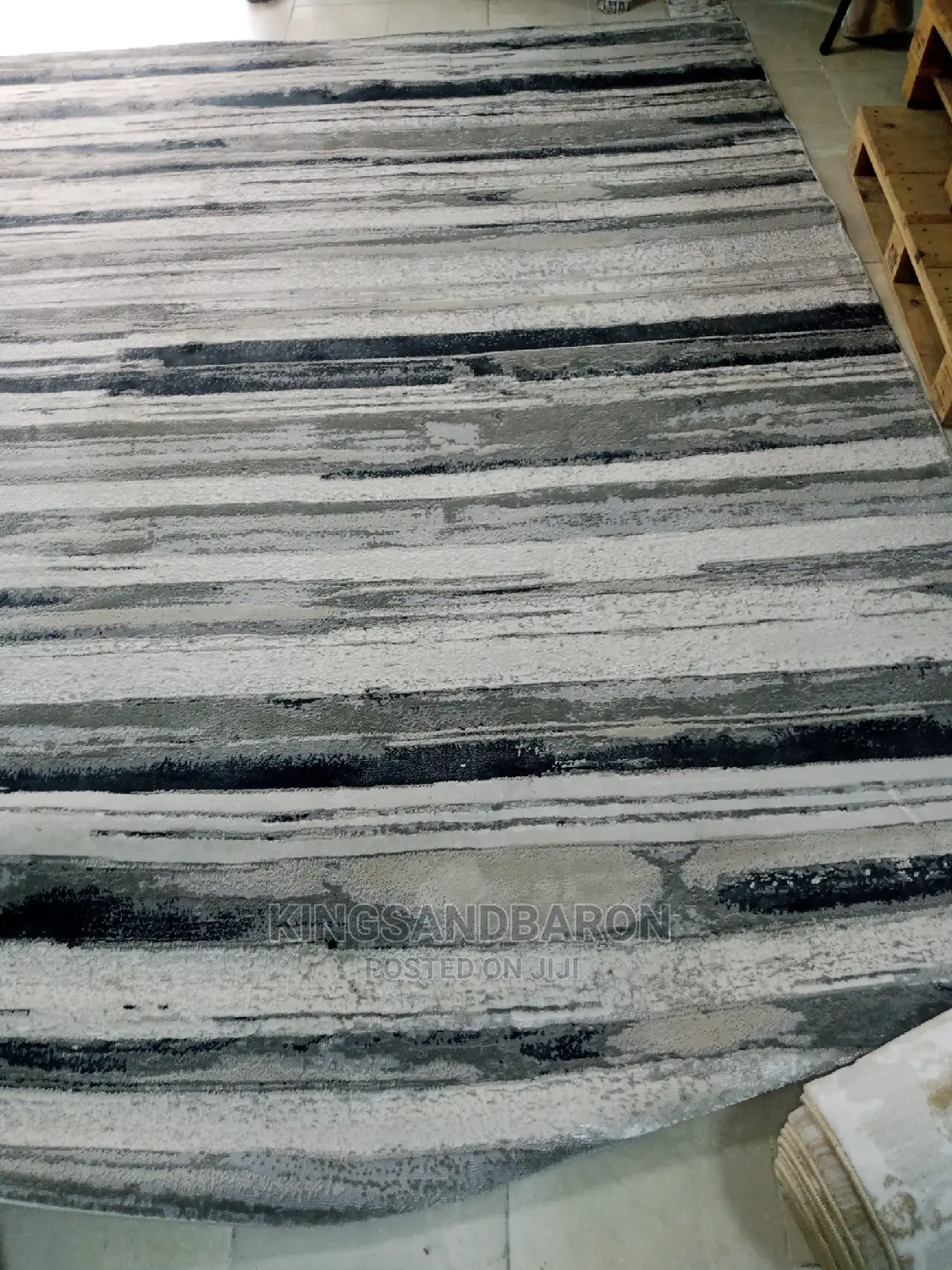 8*10feets American Quality Center Rug