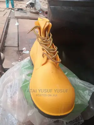 Short Iron Rain Boot