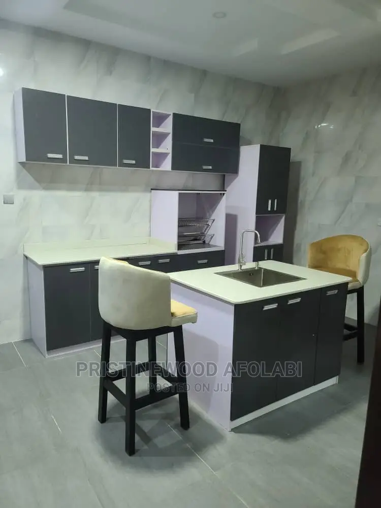 Pristine Wood Design Kitchen