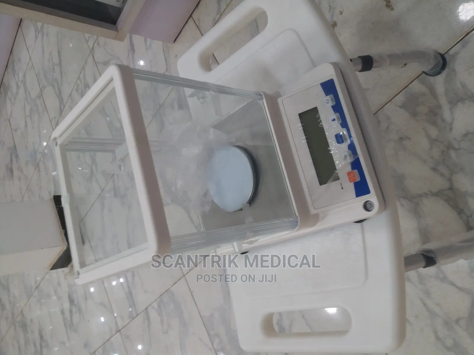 Electronic Analytical Balances Highly Sensitive Measuring