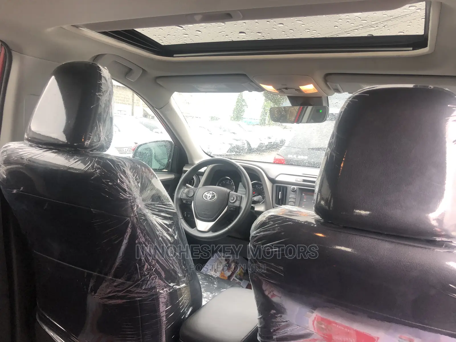 Toyota RAV4 2016 Red
