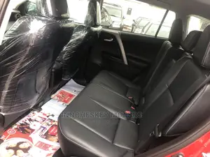 Toyota RAV4 2016 Red