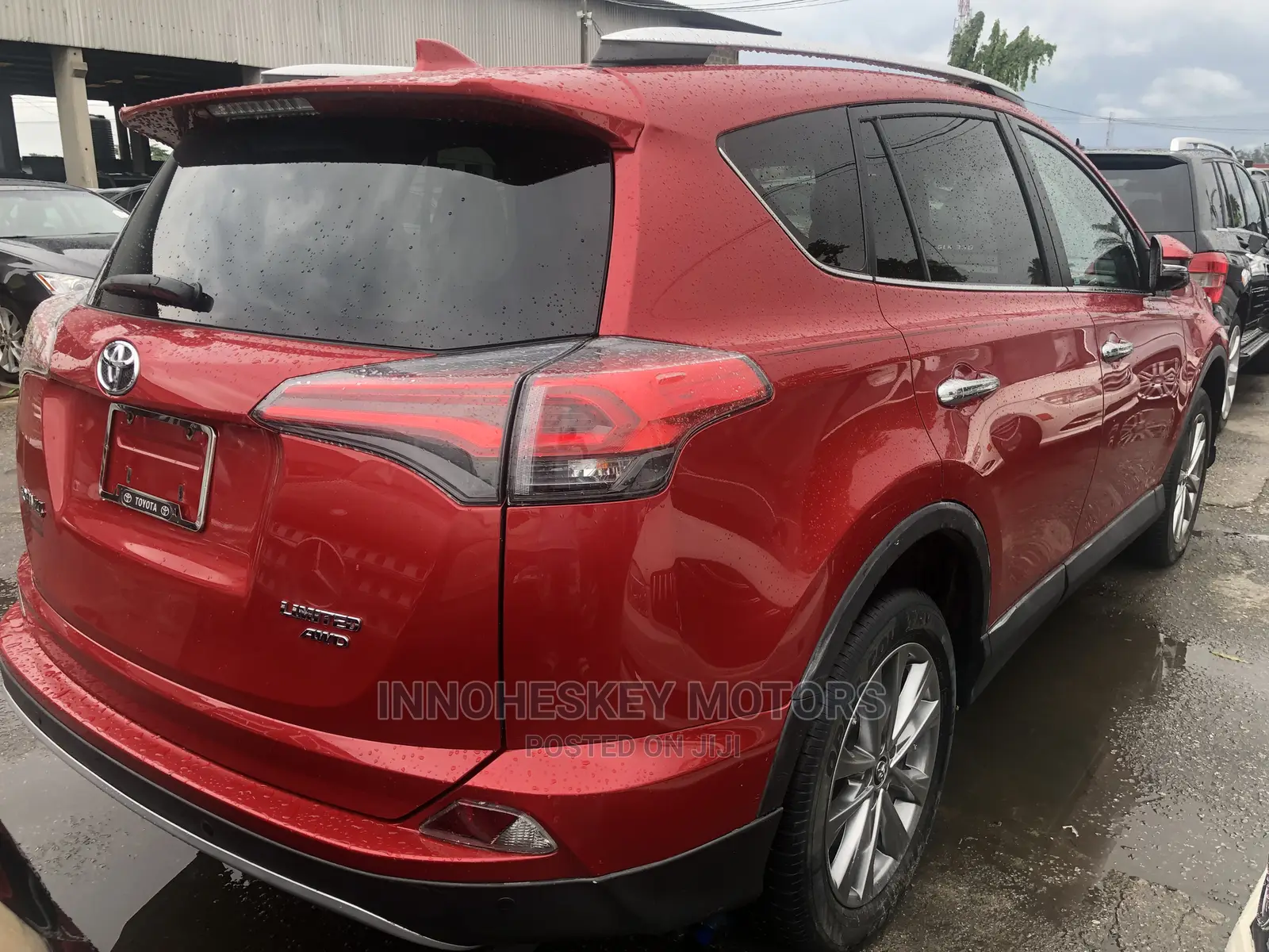 Toyota RAV4 2016 Red
