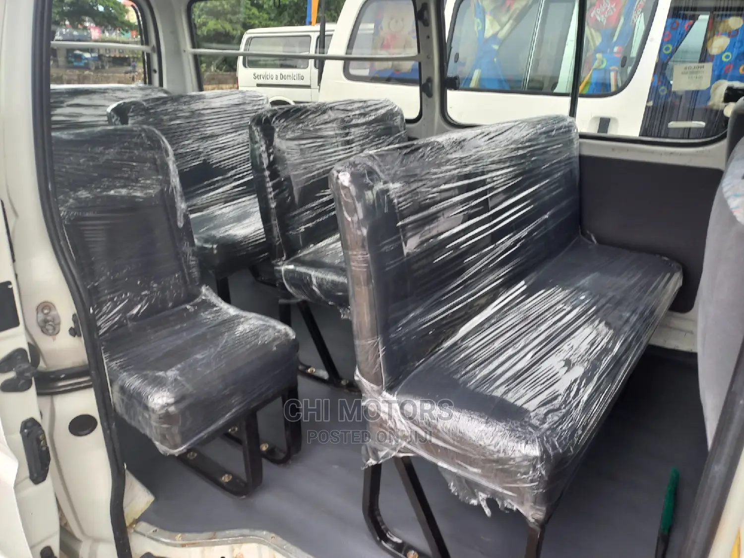 Toyota HiAce 2004 White