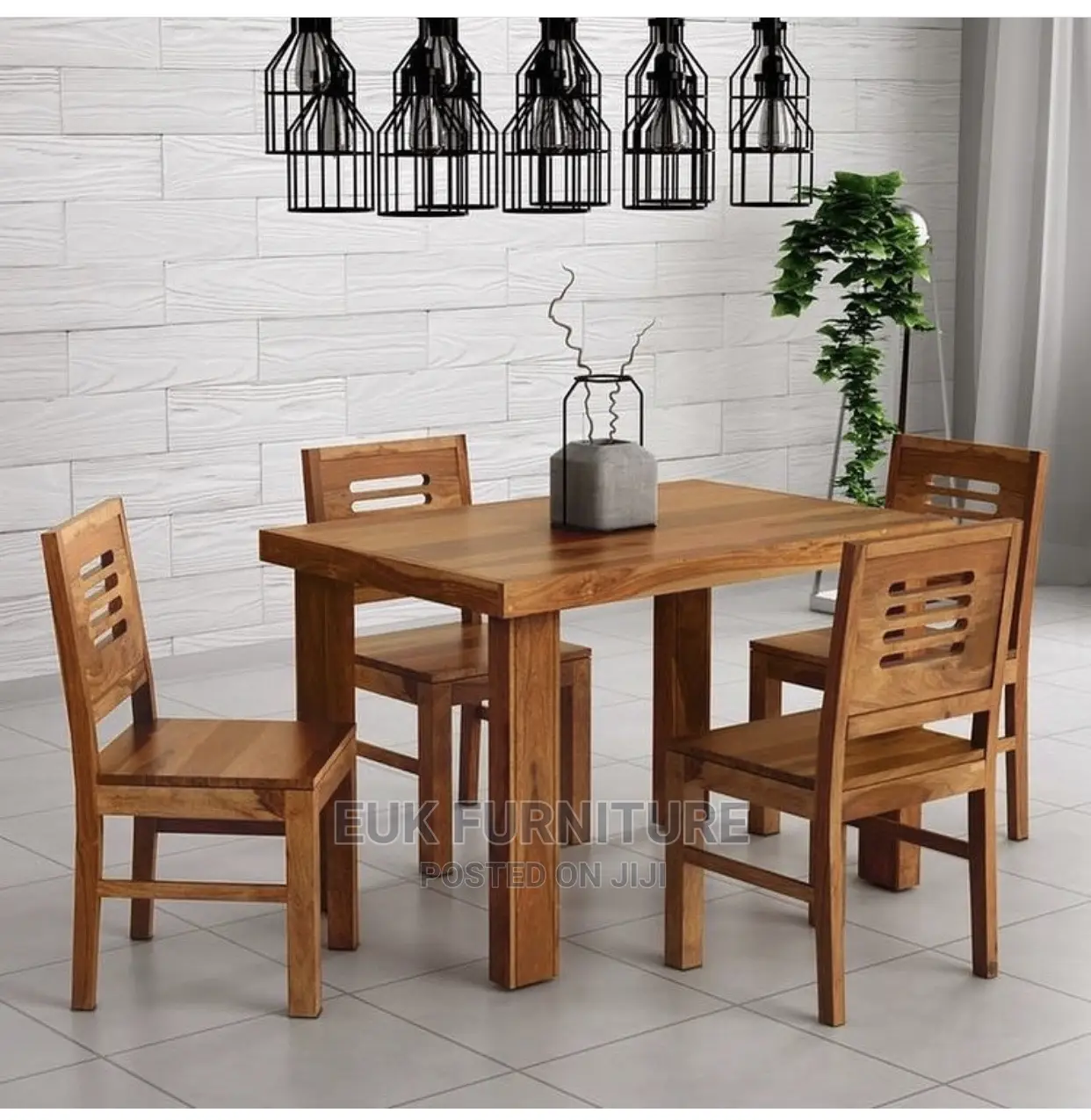 Polished 4 Seater Dining Set