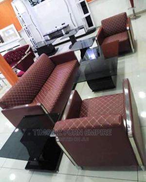 New Modern Design of Imported 5sitters Sofa Chair/Cushions