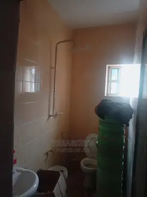 Furnished 2bdrm Block of Flats in Magodo Phase 2 for rent